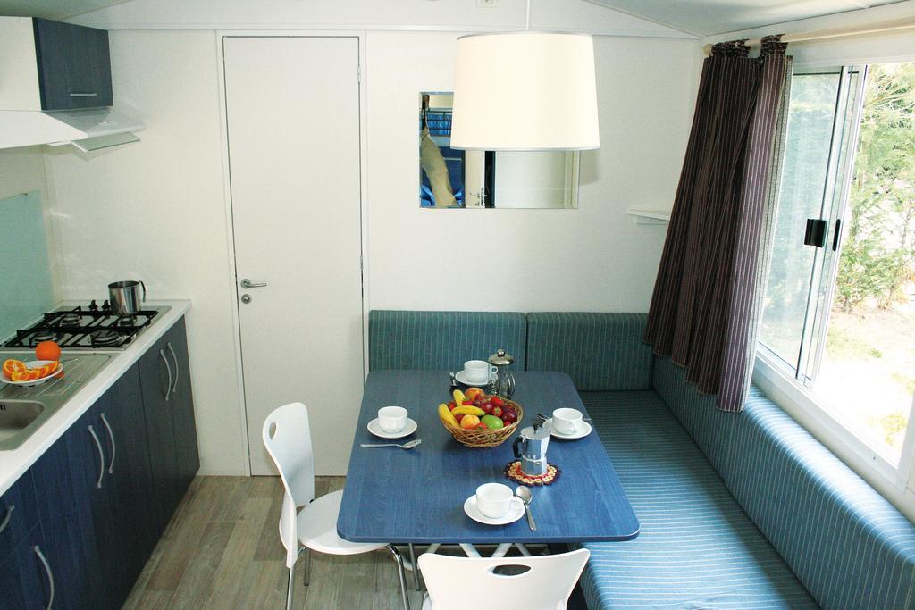 Happy Camp Mobile Homes In Camping Village Rosapineta Rosolina Mare Dış mekan fotoğraf